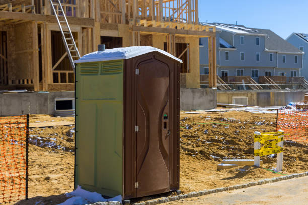 Portable Toilet Options We Offer in Eaton Rapids, MI